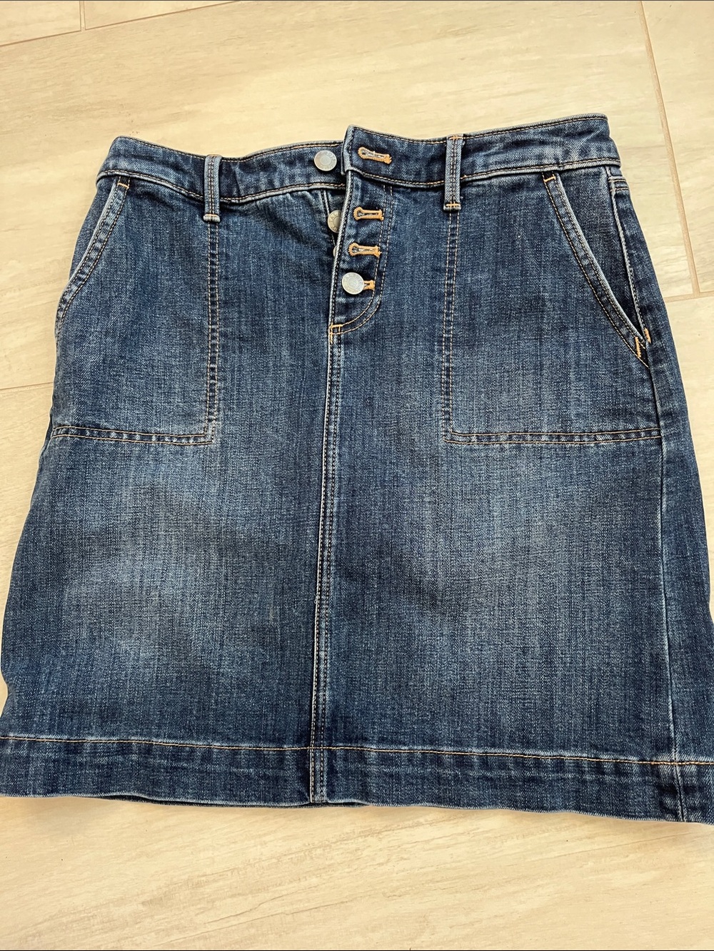 Talbots Dark Blue Denim Skirt with Contrast Stitching size 2